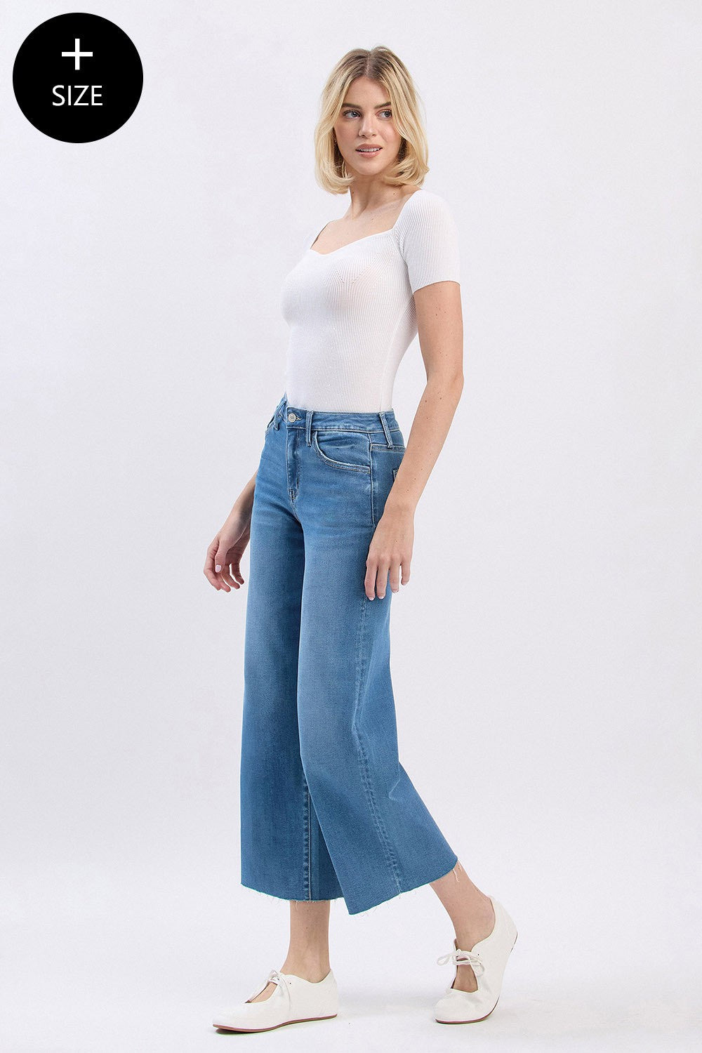 Curvy Blue Skies Crop Jeans by Vervet
