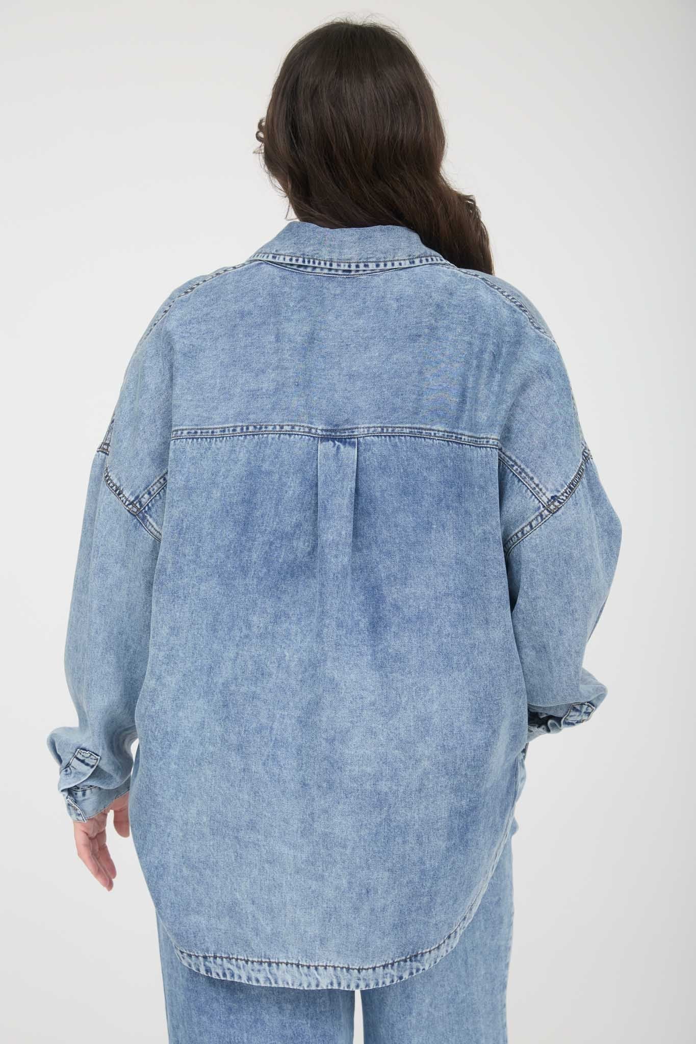 Easy Days Chambray Button Down