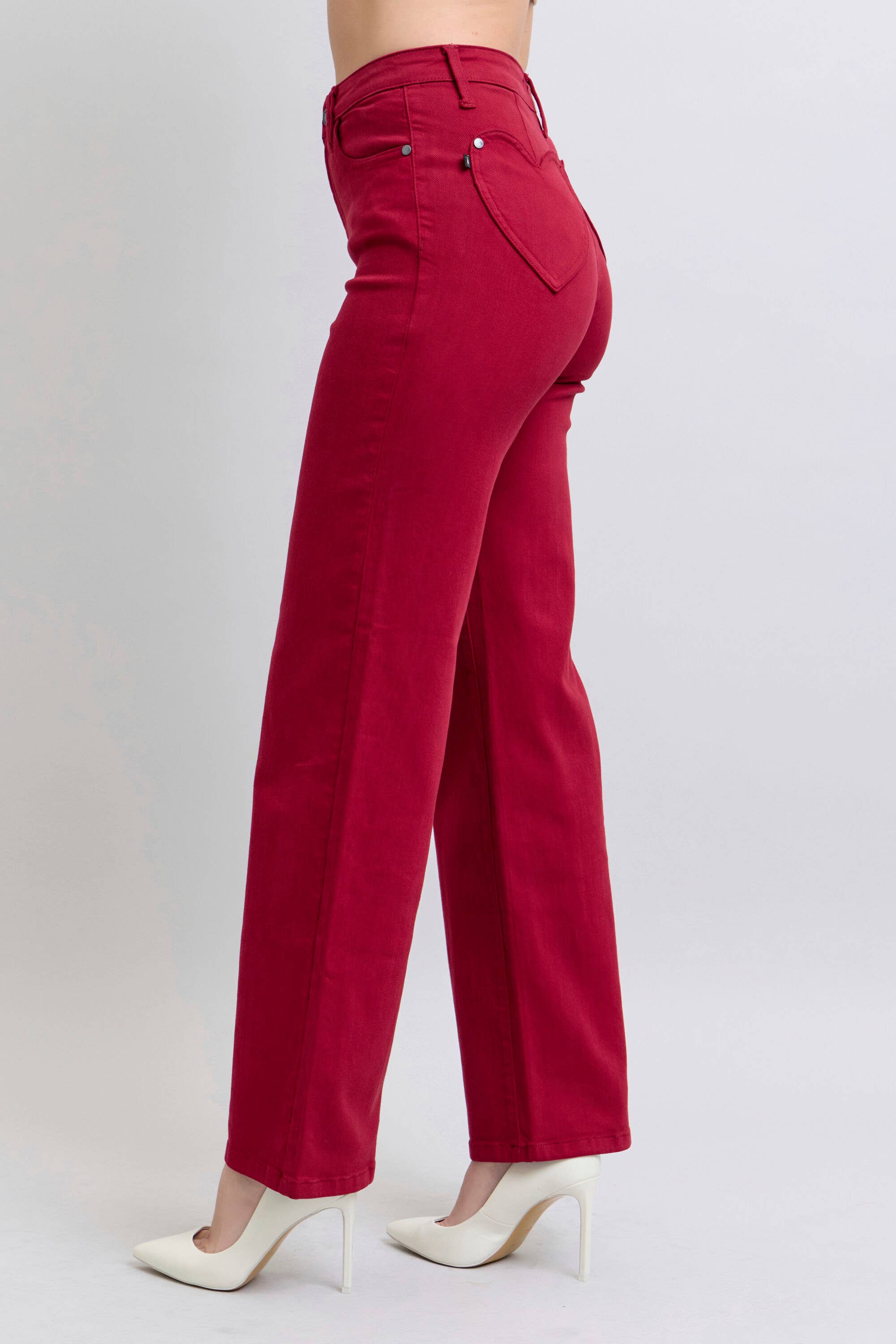 Heart Shaped Back Pockets High Waisted 90's Straight *FINAL SALE*