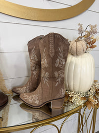 Whitney-14 tall boots by Pierre Dumas