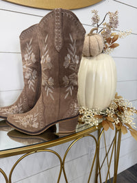 Whitney-14 tall boots by Pierre Dumas