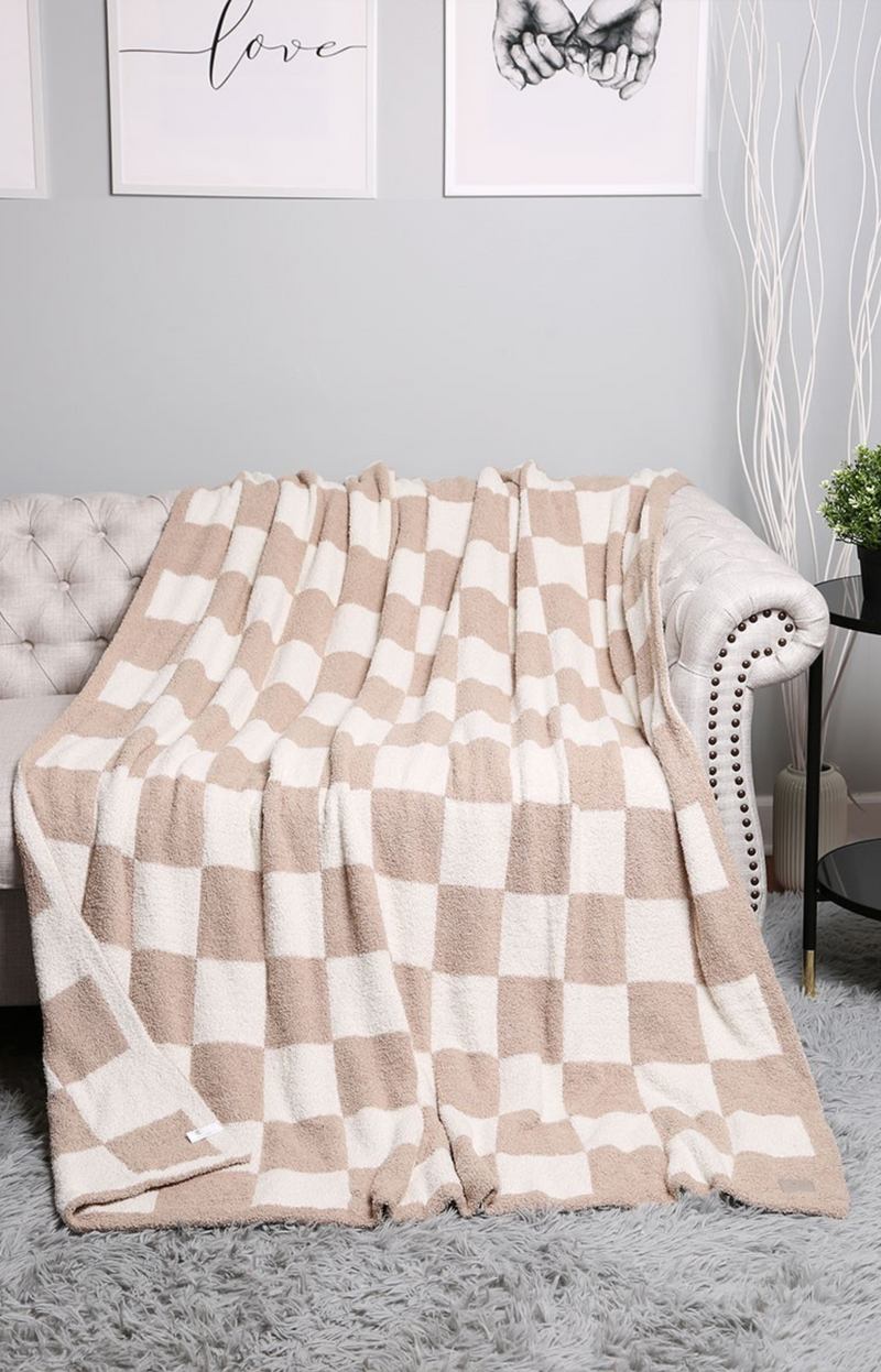 checkered blanket/cute/cozy/ in style/ washable