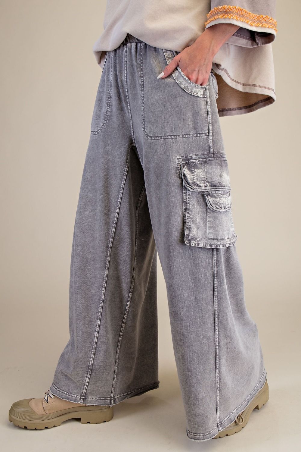 Rock 'n' Roll Bottoms by Easel